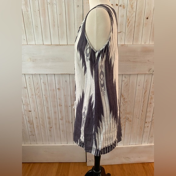 Cynthia Rowley linen black and white print dress with tassel detailing size 4 - Picture 2 of 6